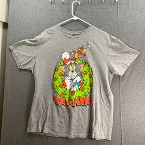 Tom & Jerry Christmas Shirt Adult Size XL Gray Short Sleeve Casual T Shirt Mens